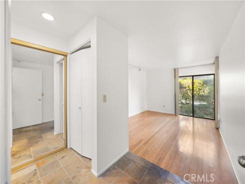 3437  Pinebrook  101  Circle, Costa Mesa, CA