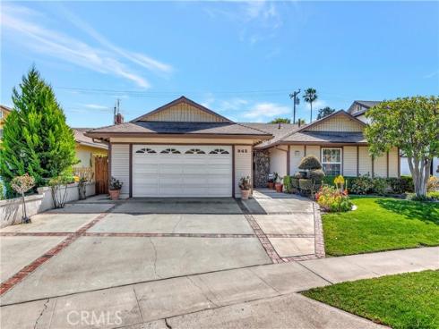 945  Lansing   Lane, Costa Mesa, CA