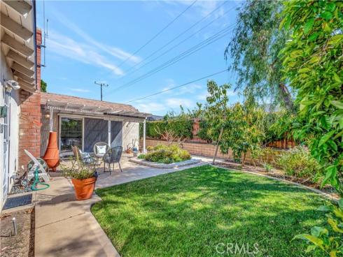 945  Lansing   Lane, Costa Mesa, CA