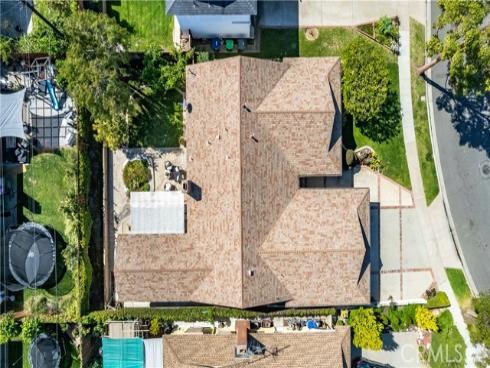 945  Lansing   Lane, Costa Mesa, CA