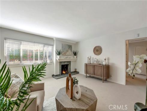 945  Lansing   Lane, Costa Mesa, CA