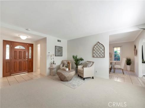 945  Lansing   Lane, Costa Mesa, CA