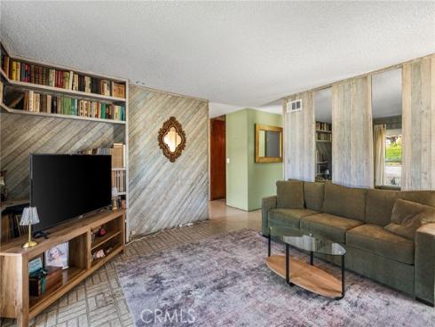 300  Alva  , Costa Mesa, CA