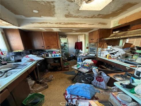 2333  Rutgers  , Costa Mesa, CA