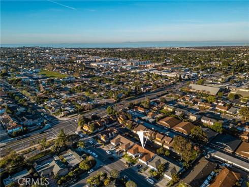 2171  Pomona  , Costa Mesa, CA