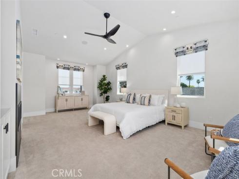 175  Costa Mesa  , Costa Mesa, CA