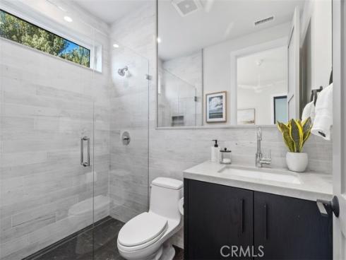 175  Costa Mesa  , Costa Mesa, CA