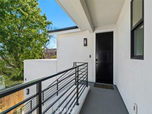 175  Costa Mesa  , Costa Mesa, CA