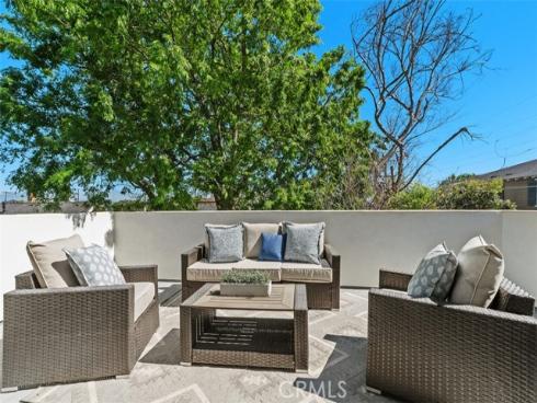 175  Costa Mesa  , Costa Mesa, CA