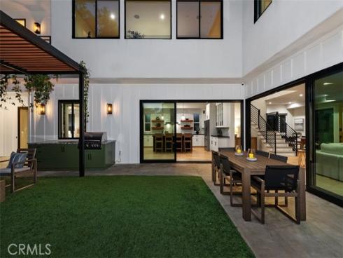 175  Costa Mesa  , Costa Mesa, CA