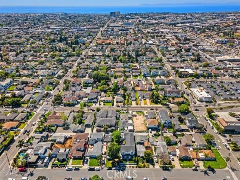 175  Costa Mesa  , Costa Mesa, CA