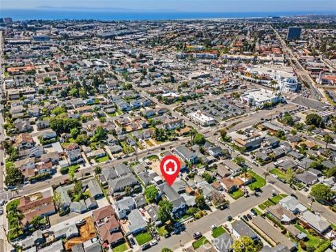 175  Costa Mesa  , Costa Mesa, CA