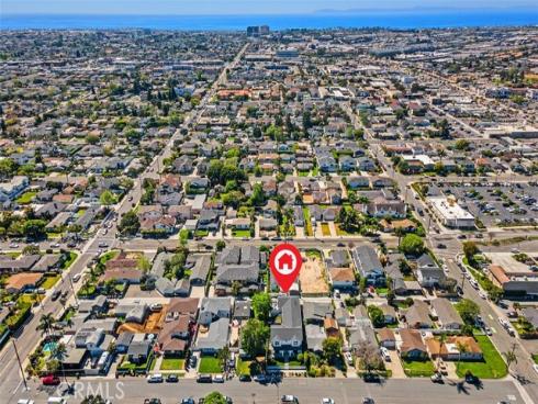 175 Costa Mesa , Costa Mesa, CA