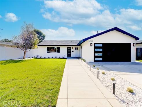 2433  Littleton  , Costa Mesa, CA