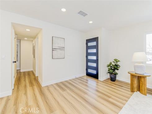 2433  Littleton  , Costa Mesa, CA