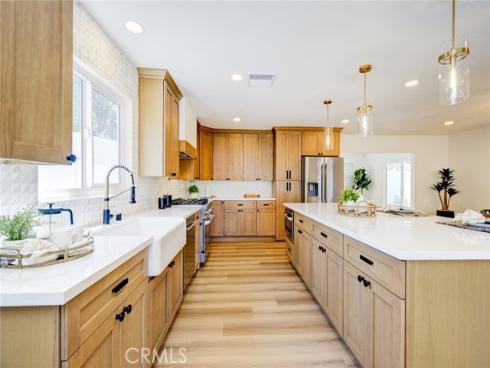 2433  Littleton  , Costa Mesa, CA