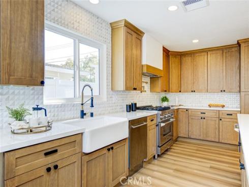 2433  Littleton  , Costa Mesa, CA