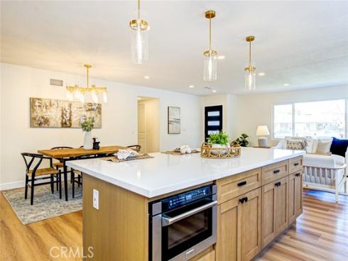 2433  Littleton  , Costa Mesa, CA