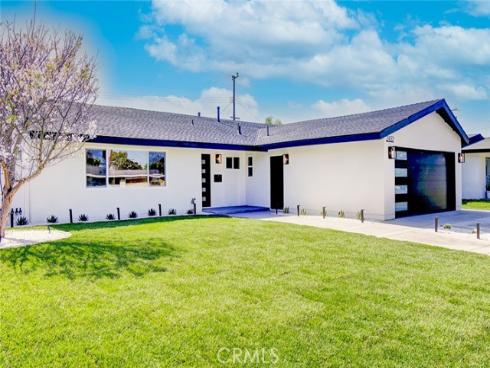 2433  Littleton  , Costa Mesa, CA