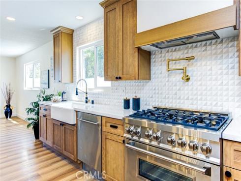 2433  Littleton  , Costa Mesa, CA