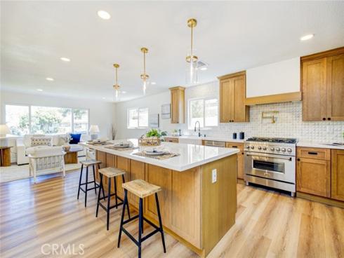 2433  Littleton  , Costa Mesa, CA
