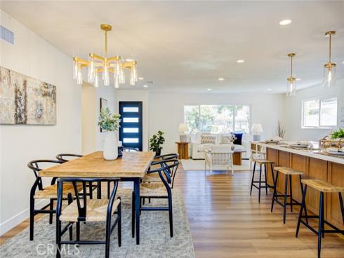 2433  Littleton  , Costa Mesa, CA