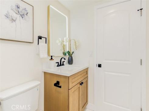 2433  Littleton  , Costa Mesa, CA