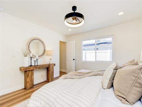 2433  Littleton  , Costa Mesa, CA