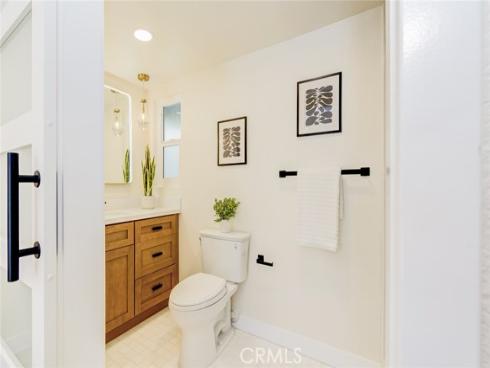 2433  Littleton  , Costa Mesa, CA