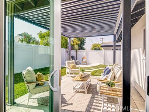 2433  Littleton  , Costa Mesa, CA
