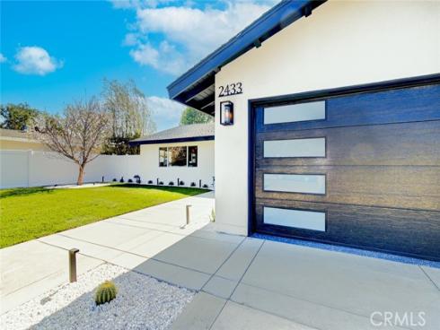 2433  Littleton  , Costa Mesa, CA
