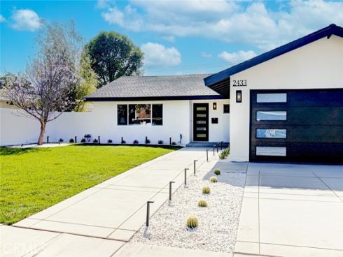 2433  Littleton  , Costa Mesa, CA