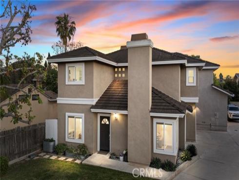 389  Ralcam   Place, Costa Mesa, CA