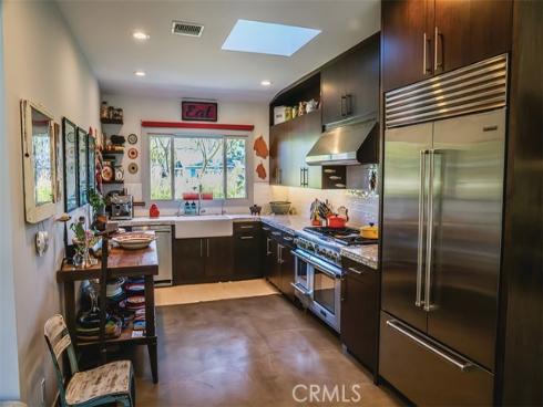 363  La Perle   Lane, Costa Mesa, CA