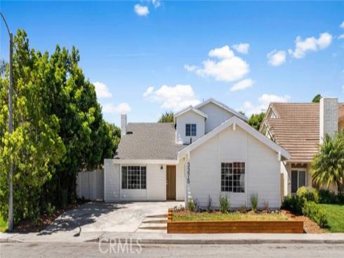 3375  Fuchsia Street  , Costa Mesa, CA