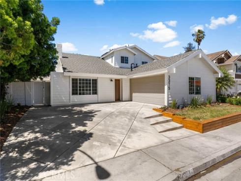 3375  Fuchsia Street  , Costa Mesa, CA