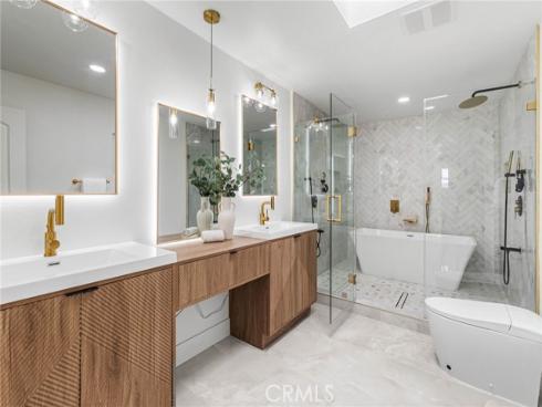 3375  Fuchsia Street  , Costa Mesa, CA