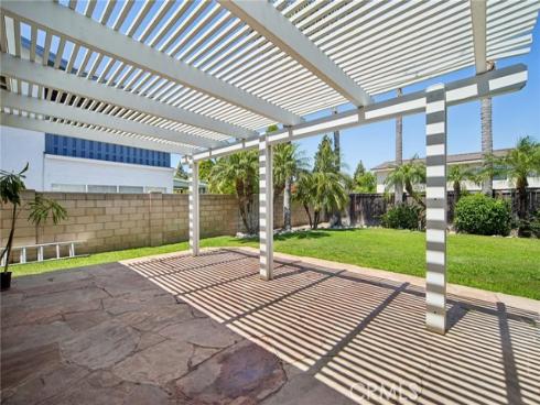 1070  Visalia  , Costa Mesa, CA