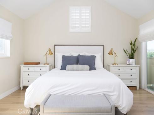 1631  Irvine  F , Costa Mesa, CA