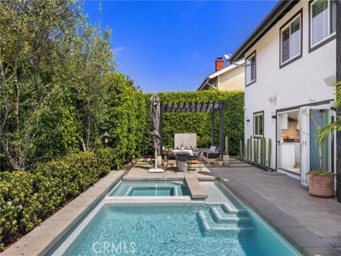 2705  Starbird   Drive, Costa Mesa, CA