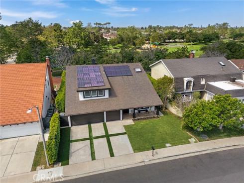 2705  Starbird   Drive, Costa Mesa, CA