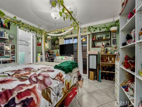 2070  President  , Costa Mesa, CA