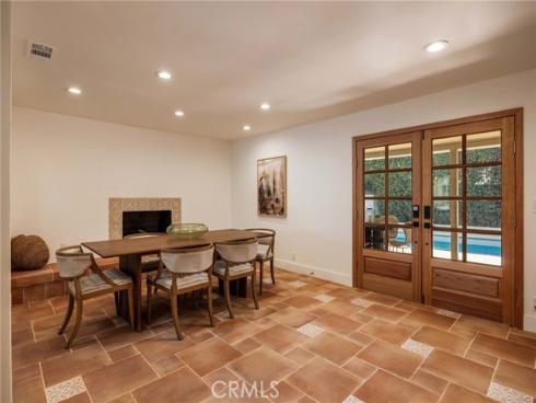 1096  Tulare  , Costa Mesa, CA