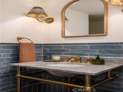 1096  Tulare  , Costa Mesa, CA