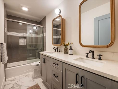 1096  Tulare  , Costa Mesa, CA