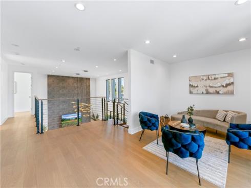 853  Oak  , Costa Mesa, CA