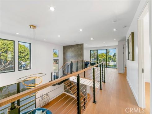 853  Oak  , Costa Mesa, CA
