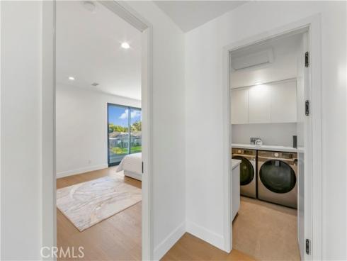 853  Oak  , Costa Mesa, CA