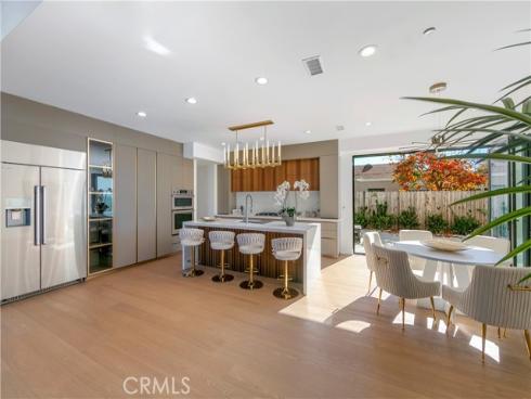 853  Oak  , Costa Mesa, CA