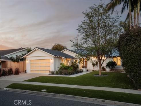 2798  Francis   Lane, Costa Mesa, CA
